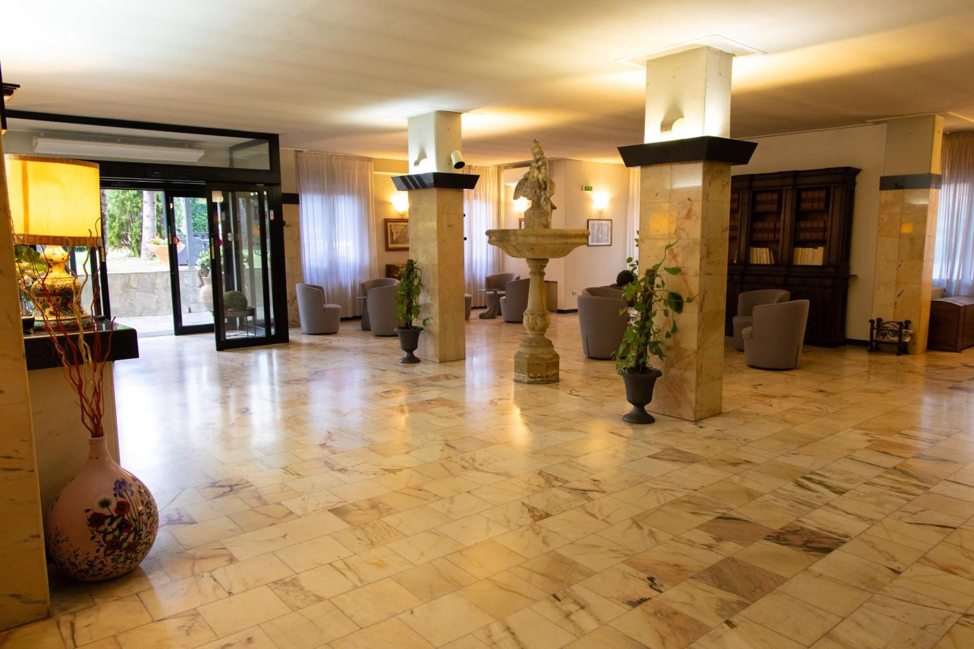 Città di Castello Hotel Park Ge.Al. מראה חיצוני תמונה